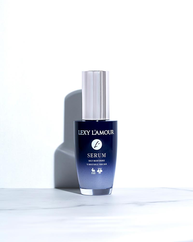 レクシーラムーア美容液